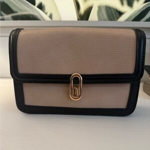 Jules Kae Structured Crossbody Bag – Beige & Black – Gold Hardware – New